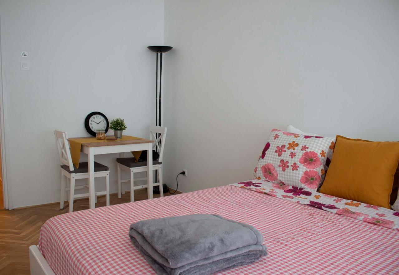 Apartment Plus Zagreb Extérieur photo